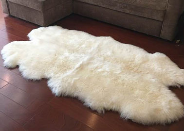 Çin Gerçek Koyun Kazan Halı Büyük Fildişi Beyaz Avustralya Yün Bölgesi Halı 4 x 6 ft 4 Pelt Tedarikçi