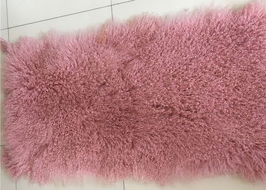 Çin Lüks Parlak Boyalı Gerçek Koyun Rengi Halı 2 x 4 inç Yastıklar / Koltuk Kılıfları İçin Sıcak Tedarikçi