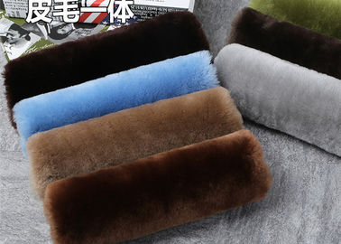 Çin Boyalı 24 Renk% 100 Sheepskin Koltuk Kemeri Kapağı, Evrensel Boyutla Sıcak Tutulur Tedarikçi